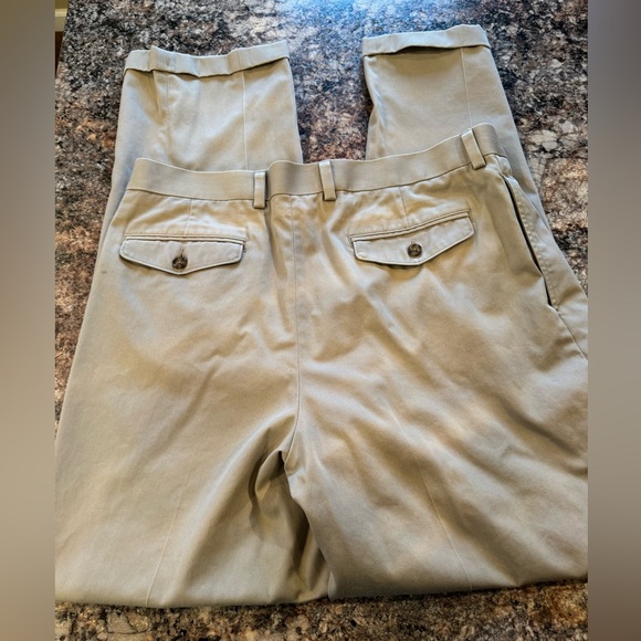 L.L. Bean Men's Khaki Chinos - Picture 3 of 5